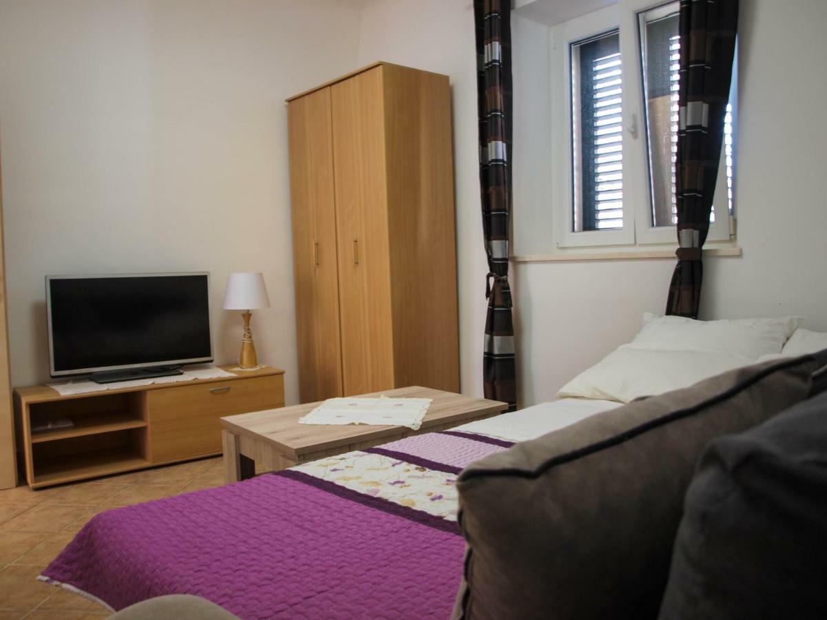House Nataniel In Omis Near Sea Διαμέρισμα Εξωτερικό φωτογραφία