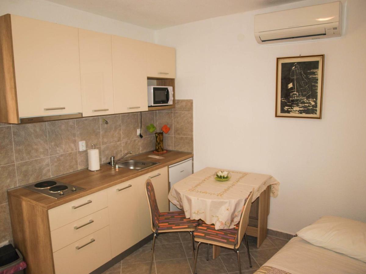 House Nataniel In Omis Near Sea Διαμέρισμα Εξωτερικό φωτογραφία