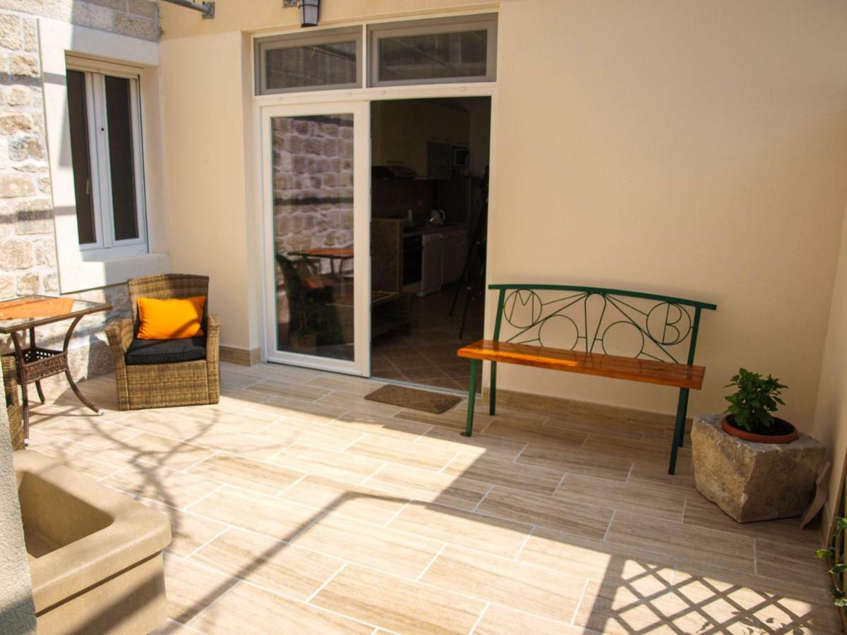 House Nataniel In Omis Near Sea Διαμέρισμα Εξωτερικό φωτογραφία
