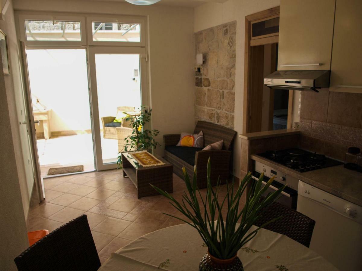 House Nataniel In Omis Near Sea Διαμέρισμα Εξωτερικό φωτογραφία